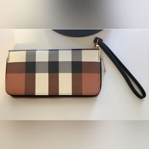 Stylish Plaid Wallet - Black, White, Brown